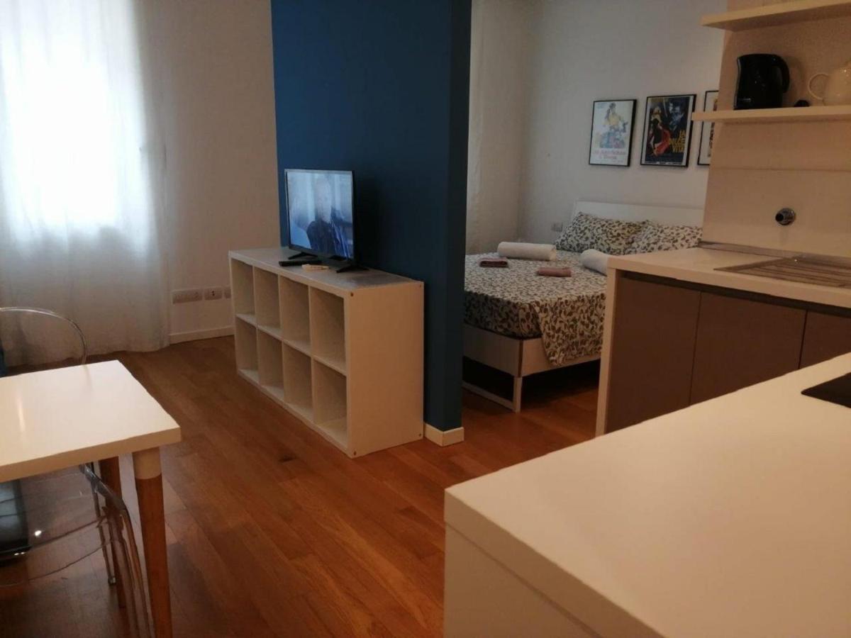 Navigli Suites - De Santis ミラノ エクステリア 写真